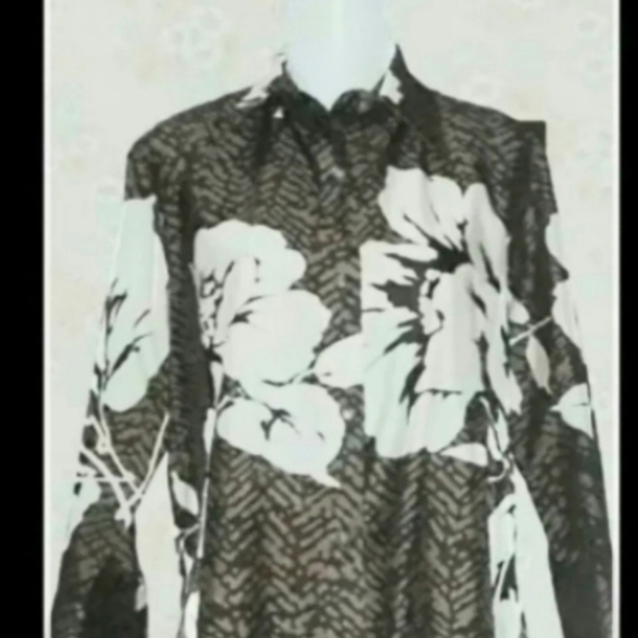 Linda Alan Tracy blouse - Picture 6 of 7